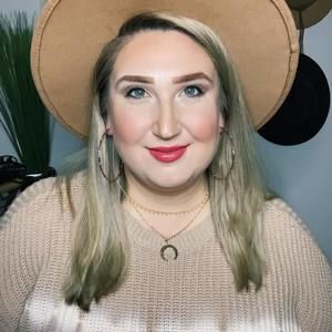 Meet your Posher, Tamara